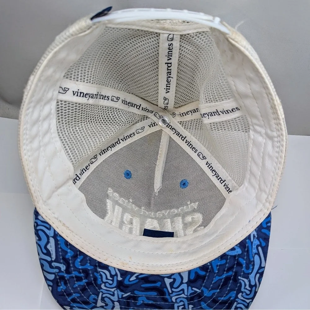 Vineyard Vines Shark Week Blue White Mesh Snap Back Trucker Hat Cap Boys‎ Youth